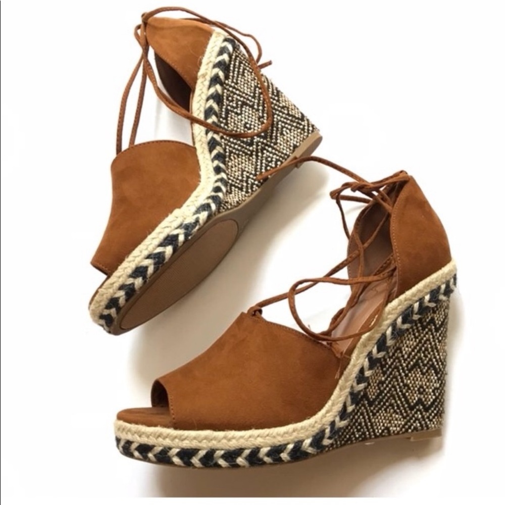 {Sugar} Shayla Aztec Wedges | sz 9.5